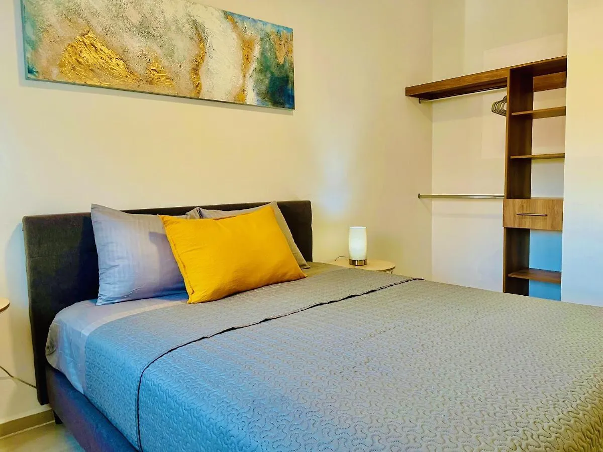 Cozy 2-Bedroom Apartment With Amenities Playa del Carmen 0*,  Mexico